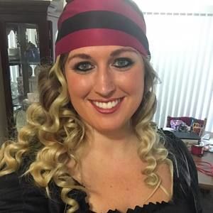 Meet your Posher, Monica